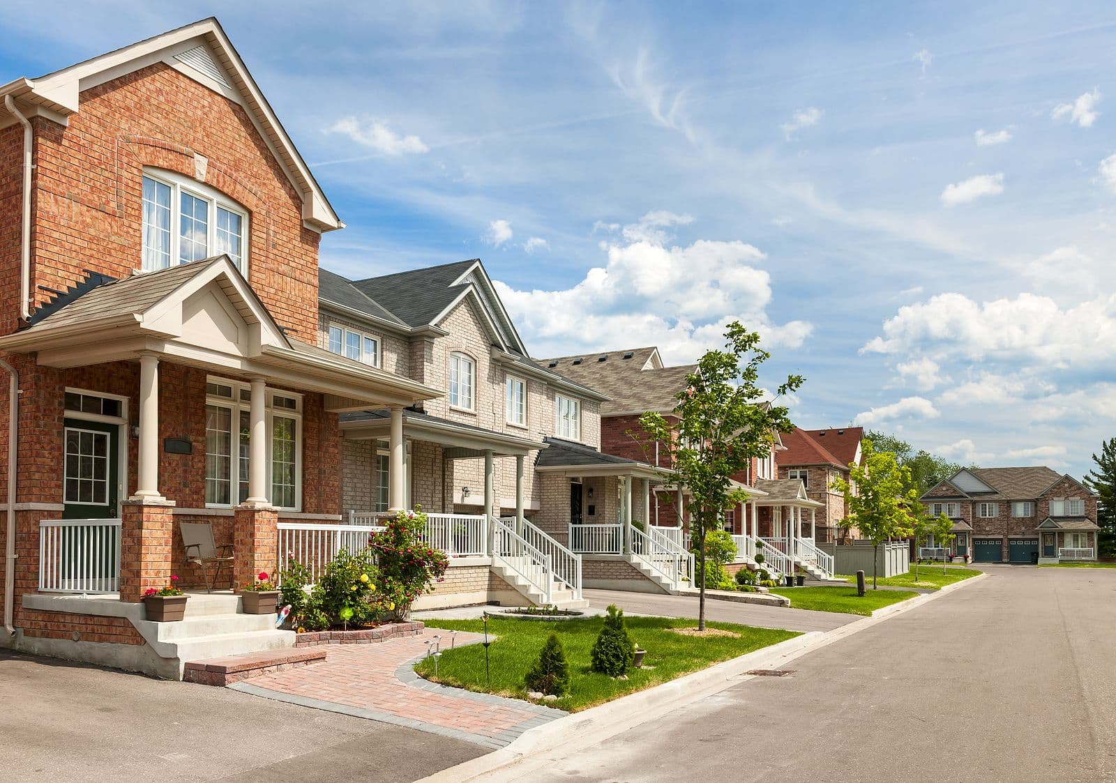 Suburban-residential-street